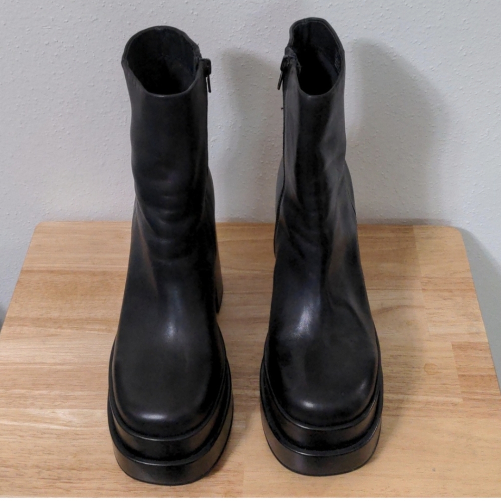 Steve Madden Cobra Black Genuine Leather Platform Boots sz 11 Goth Chunky Stack - Picture 7 of 10
